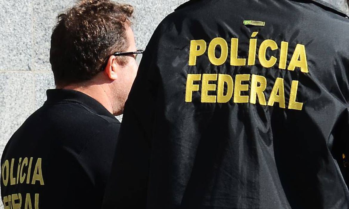 (Participam da operação 90 policiais federais e 10 auditores da CGU. Foto: Arquivo/Agência Brasil) (Participam da operação 90 policiais federais e 10 auditores da CGU. Foto: Arquivo/Agência Brasil)