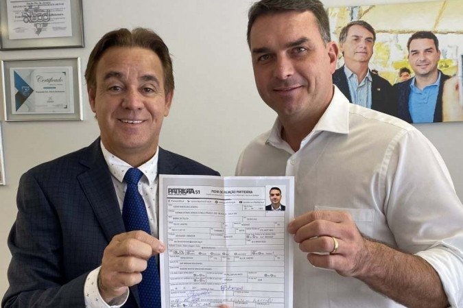 (Filho do presidente participou de convenção virtual do partido e confirmou que tanto ele quanto o pai se juntarão à sigla. Foto: Reprodução/Redes sociais) (Filho do presidente participou de convenção virtual do partido e confirmou que tanto ele quanto o pai se juntarão à sigla. Foto: Reprodução/Redes sociais)