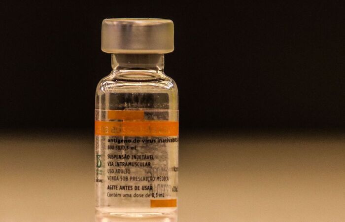 Ingredientes serão usados na produção de 10 milhões de doses de vacina
(Rovena Rosa/Agência Brasil) Ingredientes serão usados na produção de 10 milhões de doses de vacina
(Rovena Rosa/Agência Brasil)