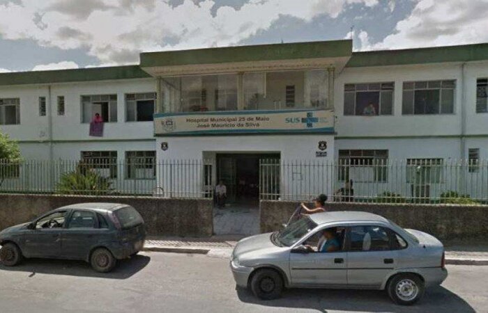 Segundo a polícia, duas mulheres teriam segurado a vítima para que a mais nova desse quatro facadas nela. A jovem foi hospitalizada
(crédito: Reprodução da internet/Google Maps) Segundo a polícia, duas mulheres teriam segurado a vítima para que a mais nova desse quatro facadas nela. A jovem foi hospitalizada
(crédito: Reprodução da internet/Google Maps)