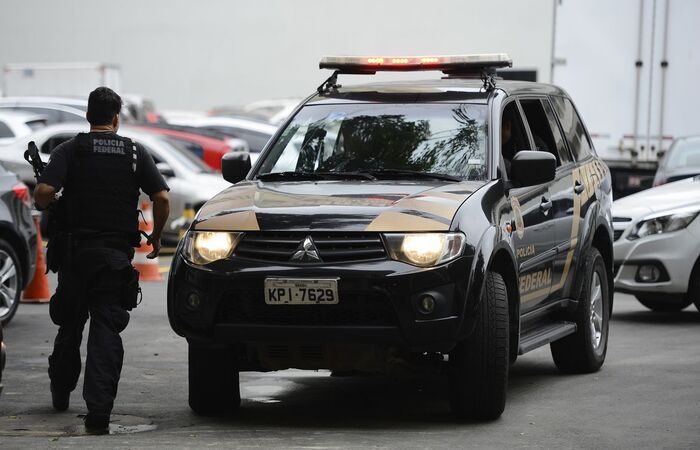 Acusados foram presos no Brasil por ordem de captura da Interpol
(Tânia Rego/Agência Brasil) Acusados foram presos no Brasil por ordem de captura da Interpol
(Tânia Rego/Agência Brasil)