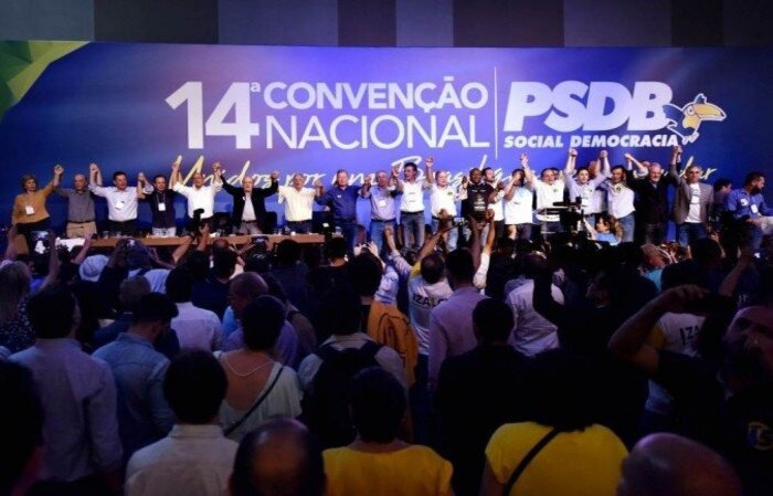 Modelo prevê a criação de quatro grupos para a votação dos candidatos nas prévias marcadas para novembro deste ano. Candidato escolhido disputará a Presidência em 2022
(Foto: Geore Gianni/ObritoNews ) Modelo prevê a criação de quatro grupos para a votação dos candidatos nas prévias marcadas para novembro deste ano. Candidato escolhido disputará a Presidência em 2022
(Foto: Geore Gianni/ObritoNews )