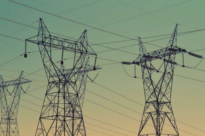 (Agência Nacional de Energia Elétrica (Aneel) anunciou um reajuste de 52% no valor da bandeira tarifária vermelha e será cobrado R$ 9,49 a cada 100kWh consumidos. Foto: Reprodução/ Unsplash) (Agência Nacional de Energia Elétrica (Aneel) anunciou um reajuste de 52% no valor da bandeira tarifária vermelha e será cobrado R$ 9,49 a cada 100kWh consumidos. Foto: Reprodução/ Unsplash)