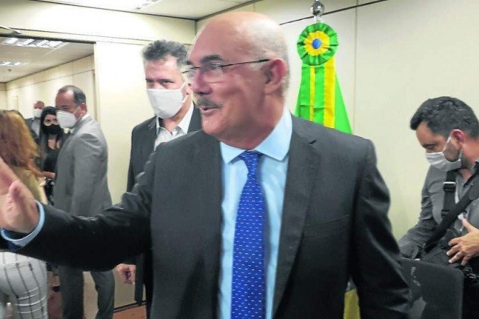 Milton Ribeiro, o constrangido: "Passei vergonha na reunião do G20 porque, praticamente, o Brasil era o único país com 450 dias de escolas fechadas" (Foto: Carlos Vieira/CB) Milton Ribeiro, o constrangido: "Passei vergonha na reunião do G20 porque, praticamente, o Brasil era o único país com 450 dias de escolas fechadas" (Foto: Carlos Vieira/CB)