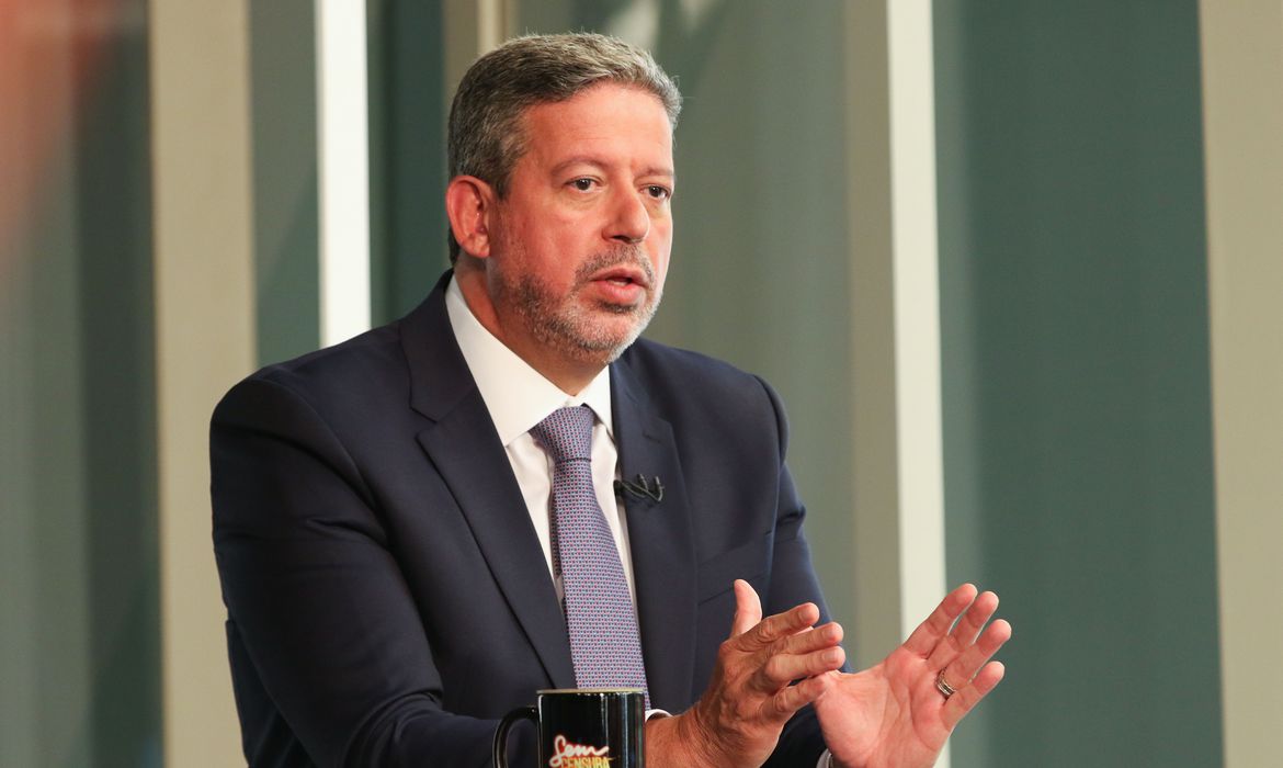 Texto é assinado por oito partidos e pelo presidente da Câmara
(Foto: Fabio Rodrigues/Agência Brasil) Texto é assinado por oito partidos e pelo presidente da Câmara
(Foto: Fabio Rodrigues/Agência Brasil)