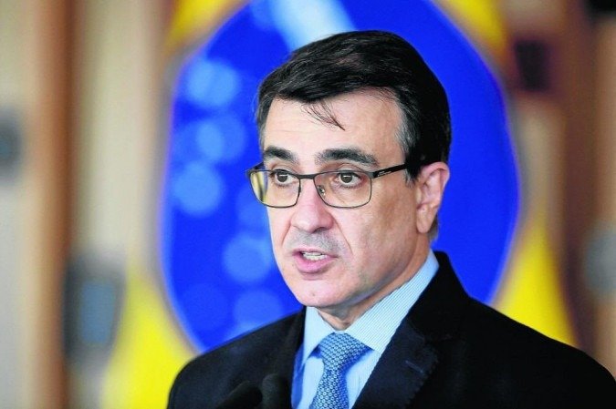 França: chanceler tem estilo pragmático, mas trabalho sofre limitações em razão da ideologia do Planalto (Foto: Evaristo Sá/AFP) França: chanceler tem estilo pragmático, mas trabalho sofre limitações em razão da ideologia do Planalto (Foto: Evaristo Sá/AFP)