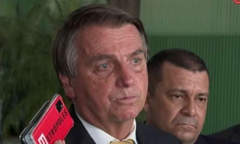 (Jair Bolsonaro falou com a imprensa logo após encontro com presidente do STF, Luiz Fux. Foto: Redes Sociais/Reprodução) (Jair Bolsonaro falou com a imprensa logo após encontro com presidente do STF, Luiz Fux. Foto: Redes Sociais/Reprodução)