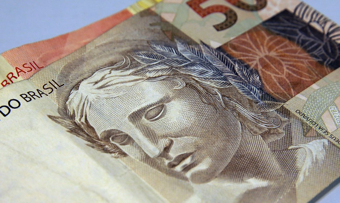 No acumulado em 12 meses, o indicador ficou positivo em 1,07% (Foto: Marcello Casal Jr. / Agência Brasil) No acumulado em 12 meses, o indicador ficou positivo em 1,07% (Foto: Marcello Casal Jr. / Agência Brasil)