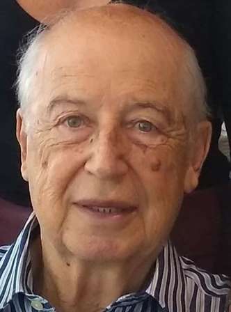 Enterro do corpo será às 12h40 no Parque da Colina; Hélio Fraga atuou nos principais jornais de Belo Horizonte e era também escritor
(Foto: Arquivo de Família) Enterro do corpo será às 12h40 no Parque da Colina; Hélio Fraga atuou nos principais jornais de Belo Horizonte e era também escritor
(Foto: Arquivo de Família)