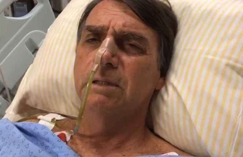 (Ele deve passar pela quinta cirurgia em decorrência da facada de 2018. Foto: Reprodução/Redes Sociais
) (Ele deve passar pela quinta cirurgia em decorrência da facada de 2018. Foto: Reprodução/Redes Sociais
)