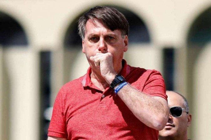 (Mensagens publicadas nas redes sociais atacam partidos de oposição e tentam reviver drama da campanha eleitoral. Foto: Sergio LIMA / AFP) (Mensagens publicadas nas redes sociais atacam partidos de oposição e tentam reviver drama da campanha eleitoral. Foto: Sergio LIMA / AFP)