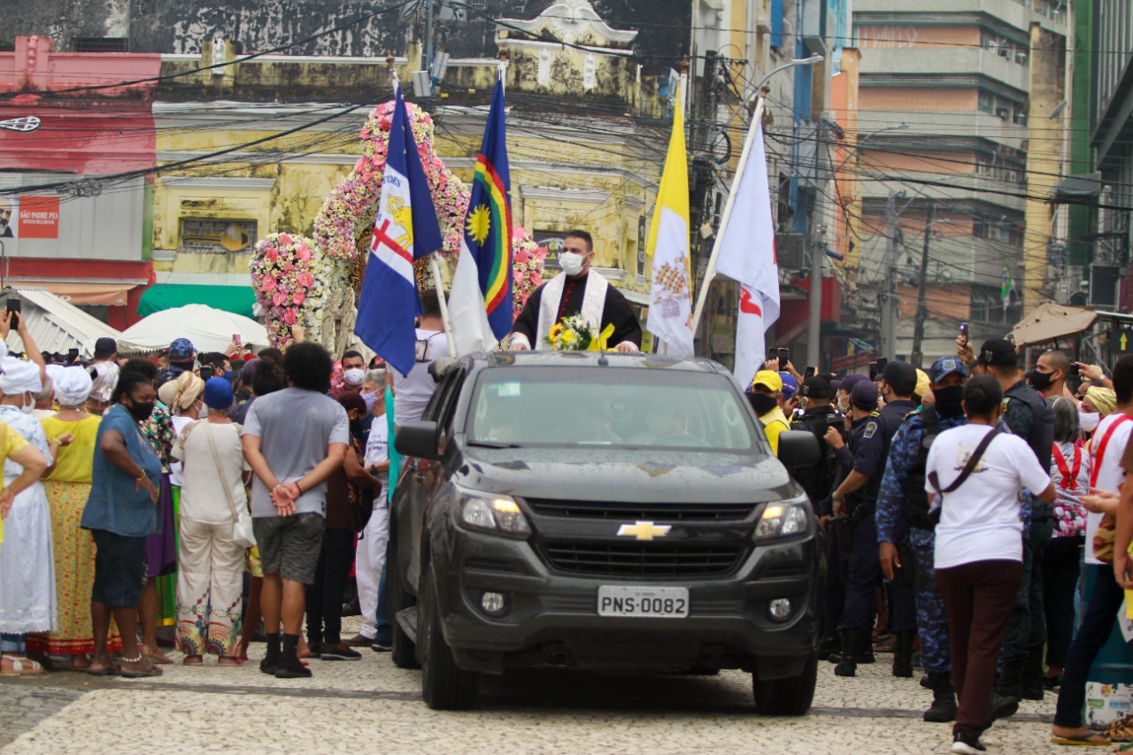 Cortejo da imagem peregrina. (Rômulo Chico/Esp. DP Foto) Cortejo da imagem peregrina. (Rômulo Chico/Esp. DP Foto)