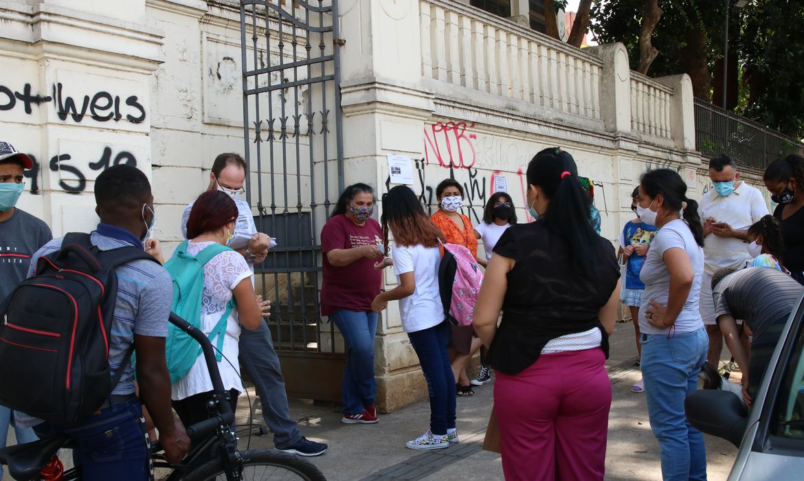 (Educação infantil e ensino fundamental terão total de alunos e rodízio. Foto: Rovena Rosa/Agência Brasil
) (Educação infantil e ensino fundamental terão total de alunos e rodízio. Foto: Rovena Rosa/Agência Brasil
)