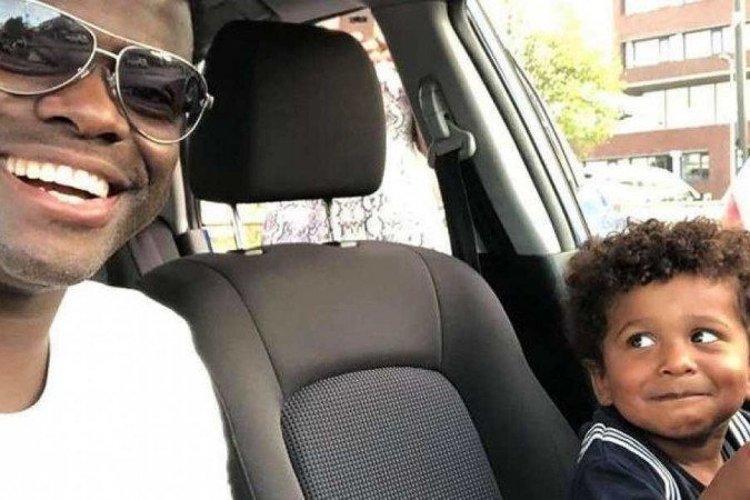 (Marcus Coelho era conhecido em Coronel Fabriciano como "Marquin Denoitinho", filho do velho "Denoite", vendedor ambulante que marcou época em Fabriciano. Foto: Reprodução/Facebook) (Marcus Coelho era conhecido em Coronel Fabriciano como "Marquin Denoitinho", filho do velho "Denoite", vendedor ambulante que marcou época em Fabriciano. Foto: Reprodução/Facebook)