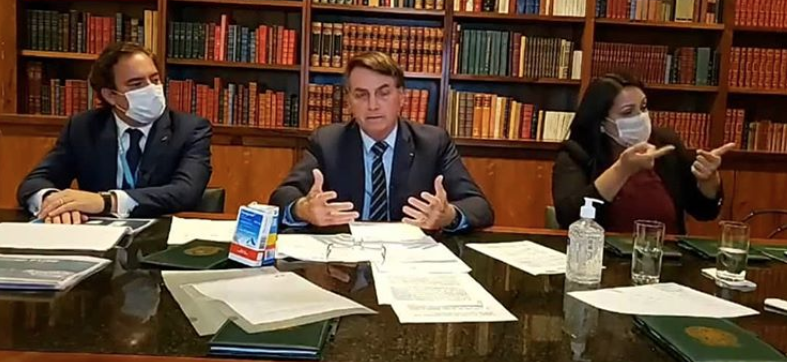 (Em maio deste ano, a plataforma já havia deletado 12 vídeos do canal do presidente por violação da mesma regra. Foto: Reprodução/Facebook) (Em maio deste ano, a plataforma já havia deletado 12 vídeos do canal do presidente por violação da mesma regra. Foto: Reprodução/Facebook)
