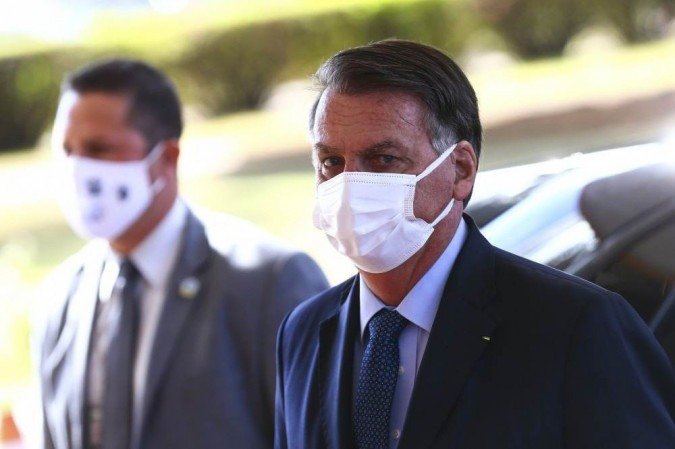 (Presidente convidou o homem a uma live e reforçou a fala racista dizendo que ele não poderia usar ivermectina para "matar piolhos". Foto: Marcelo Camargo/Agência Brasil) (Presidente convidou o homem a uma live e reforçou a fala racista dizendo que ele não poderia usar ivermectina para "matar piolhos". Foto: Marcelo Camargo/Agência Brasil)