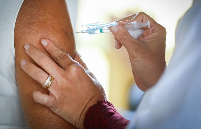 Mais de 62% da população já foi imunizada com ao menos uma dose (Walterson Rosa/MS) Mais de 62% da população já foi imunizada com ao menos uma dose (Walterson Rosa/MS)