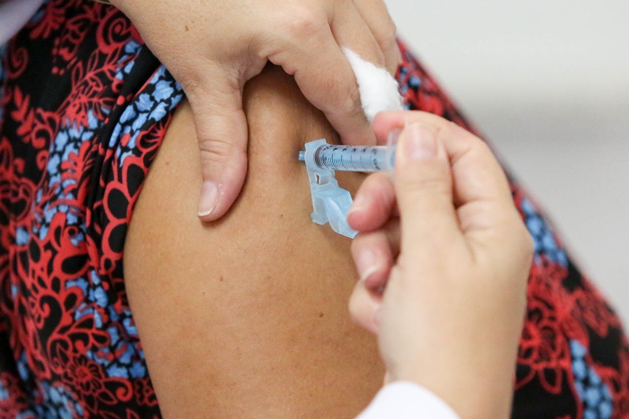 Recife estuda vacinar pessoas com menos de 18 anos ainda em agosto - Vimarsana News