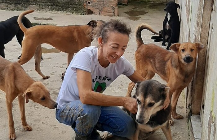 Roberta Flavia Ramos, micro empresria, 52 anos, presidenta da Ong Unio em Defesa e Respeito a Vida Animal (Uderva). (Foto: Acervo pessoal)