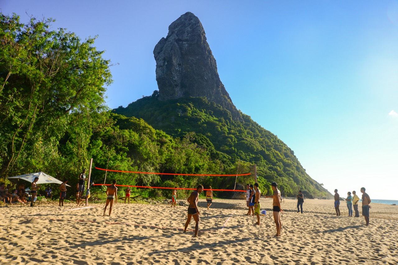 As primeiras disputas acontecem neste fim de semana com o II Noronha Open de Futevlei e o Noronha Water Polo Master, ambos na praia da Conceio.
 (Arquivo ATDEFN - I Noronha Open de Futevlei)