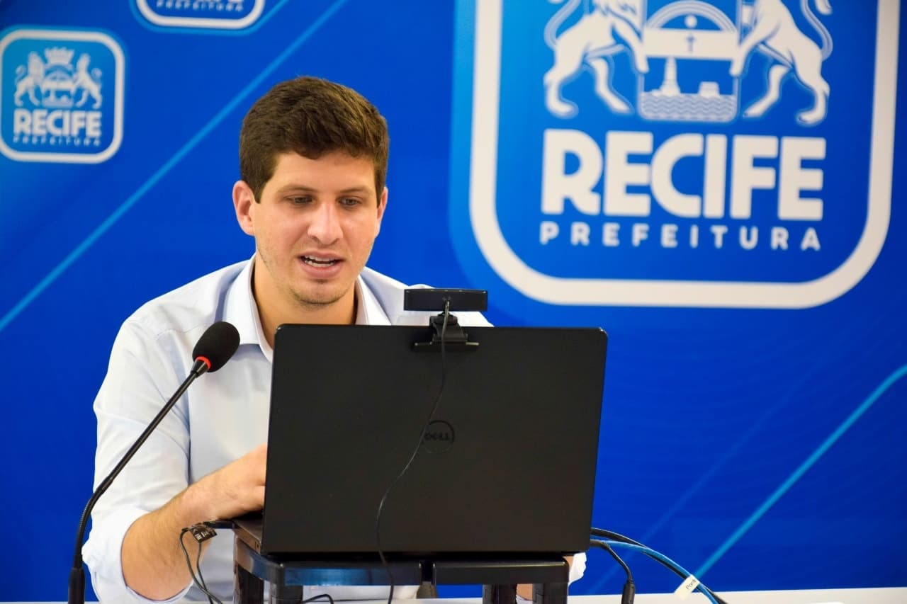 (Redes sociais / Reprodução) (Redes sociais / Reprodução)