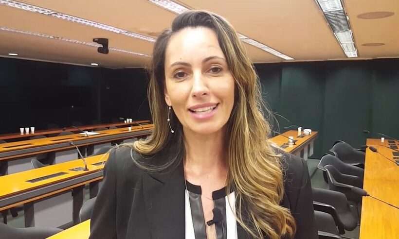 (De acordo com a ex-jogadora de volêi, a carta à nação desmonta a narrativa de golpe. Foto: Reprodução/Redes sociais) (De acordo com a ex-jogadora de volêi, a carta à nação desmonta a narrativa de golpe. Foto: Reprodução/Redes sociais)
