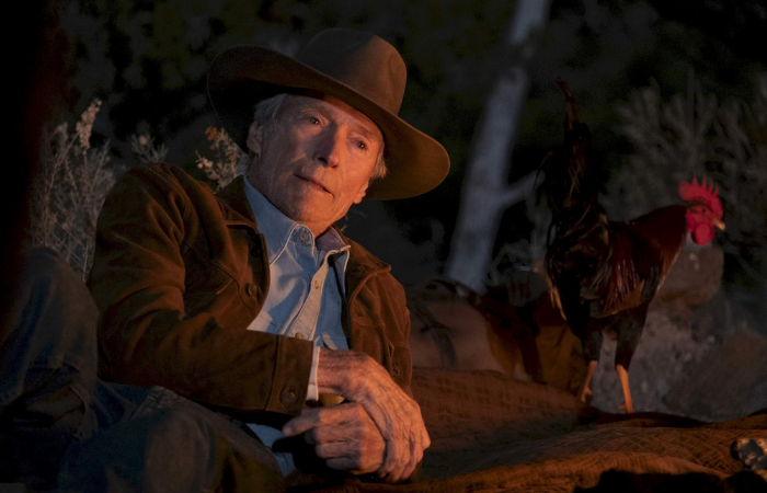 Com 91 anos, Clint Eastwood continua dirigindo e atuando em faroestes, mas com nova perspectiva (Foto: Warner Bros/Divulgao)