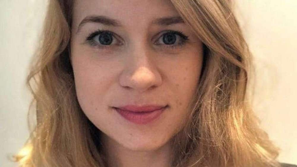 Sarah, executiva de marketing de 33 anos, voltava da casa de um amigo quando foi abordada pelo carro de Wayne (Foto: METROPOLITAN POLICE) Sarah, executiva de marketing de 33 anos, voltava da casa de um amigo quando foi abordada pelo carro de Wayne (Foto: METROPOLITAN POLICE)