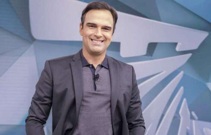 Colunista crava Tadeu Schmidt como novo apresentador do Big Brother Brasil (Foto: Divulgação) Colunista crava Tadeu Schmidt como novo apresentador do Big Brother Brasil (Foto: Divulgação)