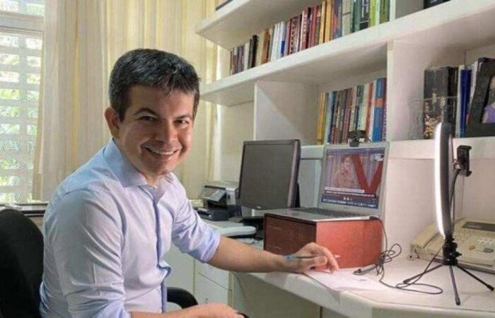 (Foto: Reprodução/Twitter) (Foto: Reprodução/Twitter)