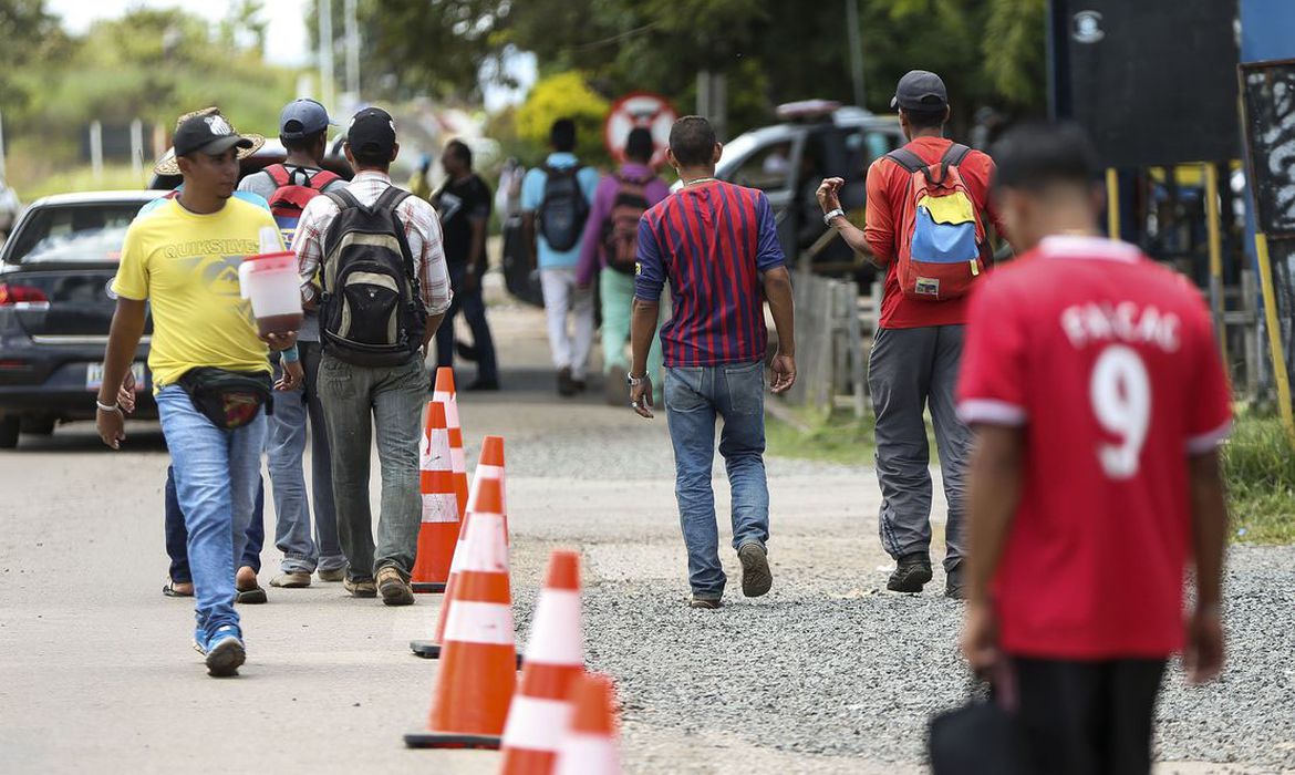 (Publicações são parceria com a agência da ONU para refugiados. Foto: Marcelo Camargo/Agência Brasil
) (Publicações são parceria com a agência da ONU para refugiados. Foto: Marcelo Camargo/Agência Brasil
)