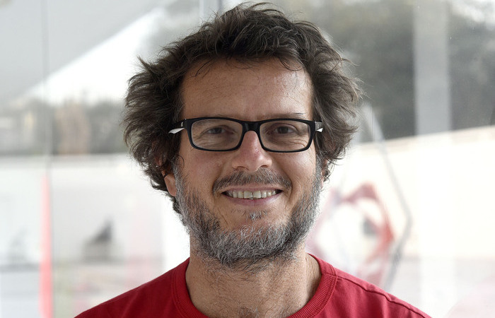 O artista, crtico e curador Newton Goto abre a srie de palestras do evento (Foto: Kraw Pennas)