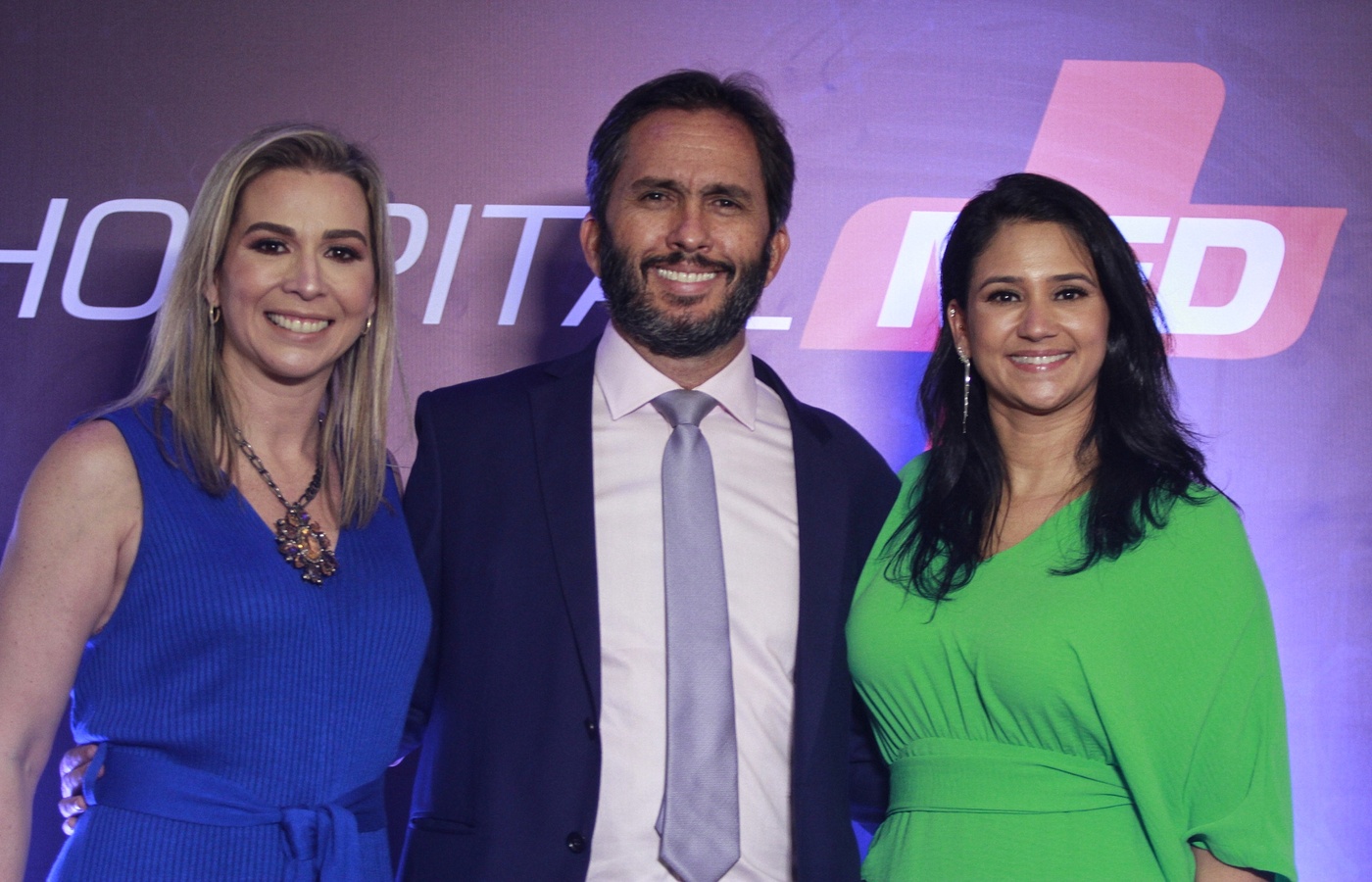 Tatiana Menezes, Rodrigo da Fonte e Carol Baa, organizadores da feira (Foto: Rmulo Chico/DP Foto)