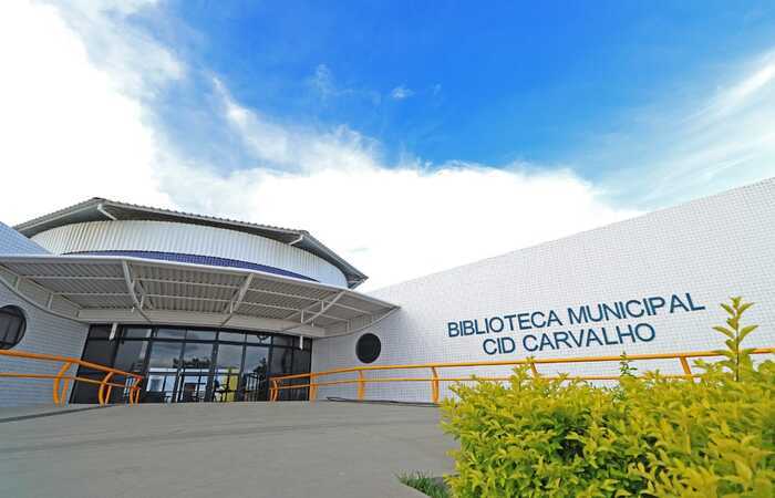 Parceria entre Biblioteca Municipal e ONG vai oferecer cursos gratuitos de tecnologia em Petrolina.
(Secretaria de Educação, Cultura e Esportes/Divulgação) Parceria entre Biblioteca Municipal e ONG vai oferecer cursos gratuitos de tecnologia em Petrolina.
(Secretaria de Educação, Cultura e Esportes/Divulgação)
