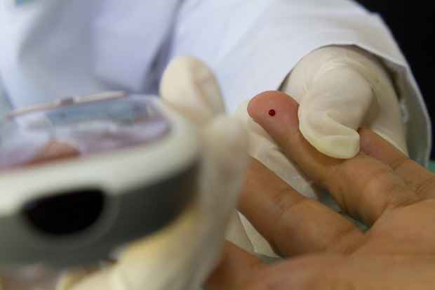 A partir de um exame de sangue simples, casos de diabetes podem ser diagnosticados pelo Sistema Único de Saúde (SUS). (Foto: Marcos Santos/USP Imagens/Fotos Públicas) A partir de um exame de sangue simples, casos de diabetes podem ser diagnosticados pelo Sistema Único de Saúde (SUS). (Foto: Marcos Santos/USP Imagens/Fotos Públicas)