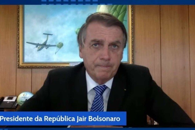 (Jair Bolsonaro justificou a decisão de se filiar ao PL e afirmou que precisava cumprir "as regras do estádio" para "jogar". Foto: Youtube/Reprodução) (Jair Bolsonaro justificou a decisão de se filiar ao PL e afirmou que precisava cumprir "as regras do estádio" para "jogar". Foto: Youtube/Reprodução)