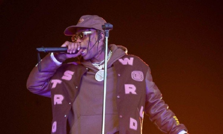O rapper Travis Scott se ofereceu para pagar as despesas com o funeral das vítimas de uma tragédia no seu ultimo show (Suzanne Cordeiro/AFP) O rapper Travis Scott se ofereceu para pagar as despesas com o funeral das vítimas de uma tragédia no seu ultimo show (Suzanne Cordeiro/AFP)