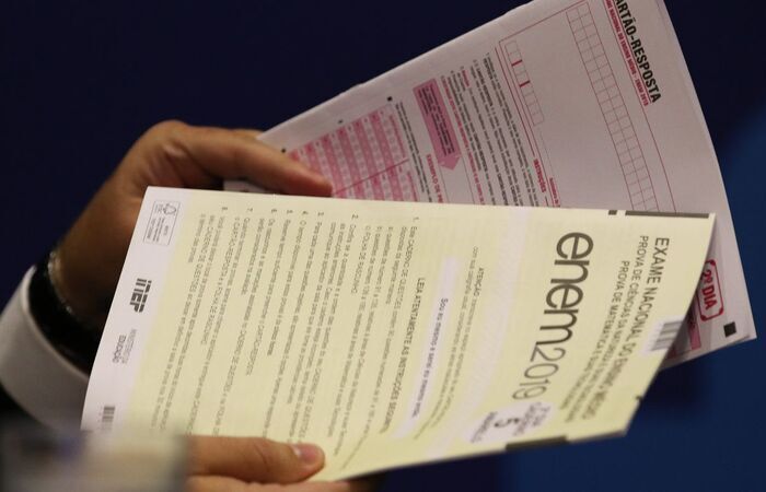 Confira o número de inscritos e o que deve ser levado para a prova (Foto: Fabio Rodrigues Pozzebom/ Agência Brasil) Confira o número de inscritos e o que deve ser levado para a prova (Foto: Fabio Rodrigues Pozzebom/ Agência Brasil)