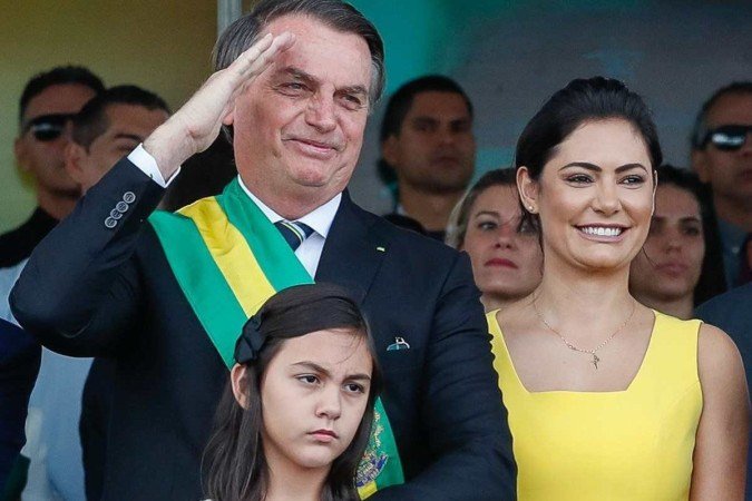 Fotos! Filha de Bolsonaro faz aniversário e ganha festa