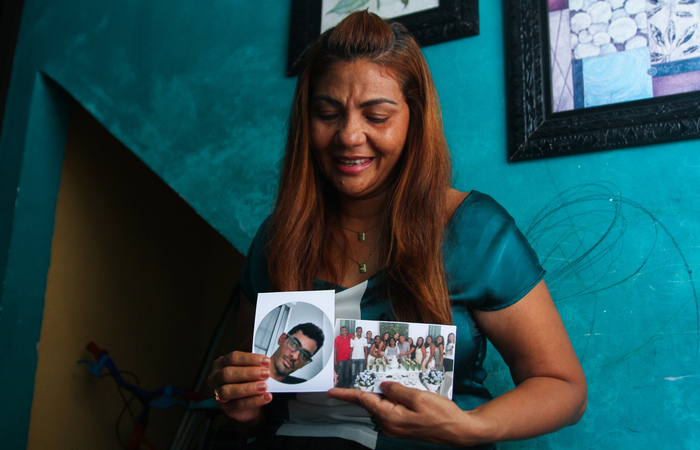 (Maria da Hora, irmã de Audo, diz que tragédia destroçou família numerosa e unida. Foto: Sandy James/Esp. DP) (Maria da Hora, irmã de Audo, diz que tragédia destroçou família numerosa e unida. Foto: Sandy James/Esp. DP)