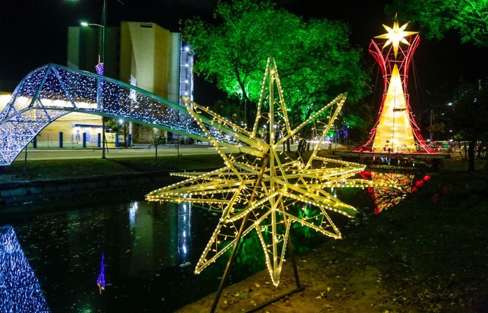 Prefeitura do Recife espalha decoração natalina por sete pontos da cidade |  Local: Diario de Pernambuco