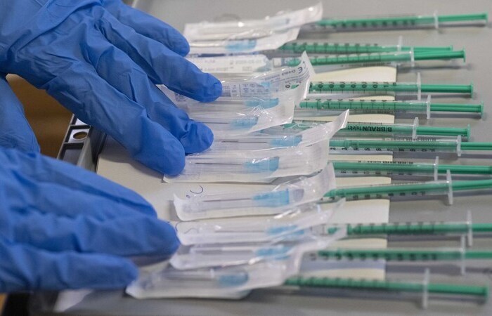 Bundestag billigt Impfpflicht für Angehörige der Gesundheitsberufe