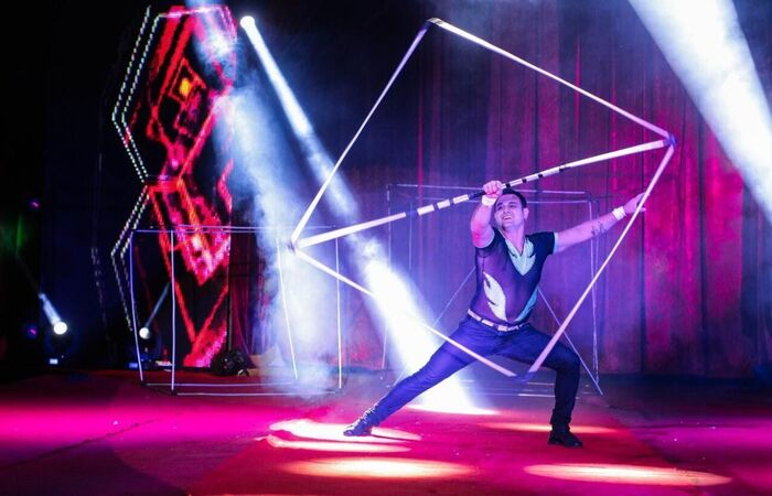 (Ainda não há previsão de encerramento da temporada de apresentações. Foto: Divulgação / Circo Mundo Mágico.) (Ainda não há previsão de encerramento da temporada de apresentações. Foto: Divulgação / Circo Mundo Mágico.)