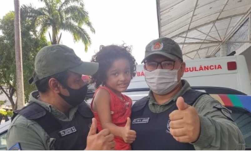 Mais uma criança vítima de engasgo foi salva por policiais militares, nesta quinta-feira. (PMPE/Divulgação)