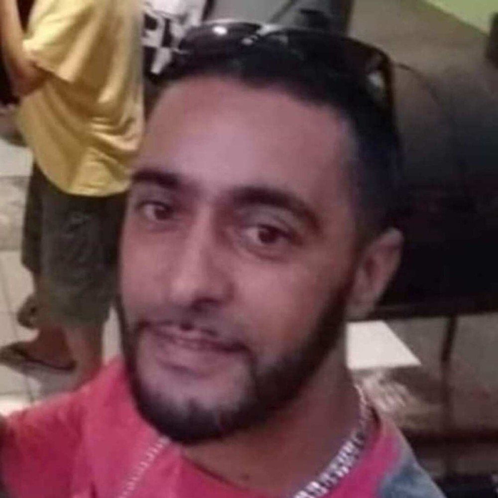 Geovany Teixeira da Silva, 37 anos, natural de Itaú de Minas (foto: redes sociais) Geovany Teixeira da Silva, 37 anos, natural de Itaú de Minas (foto: redes sociais)