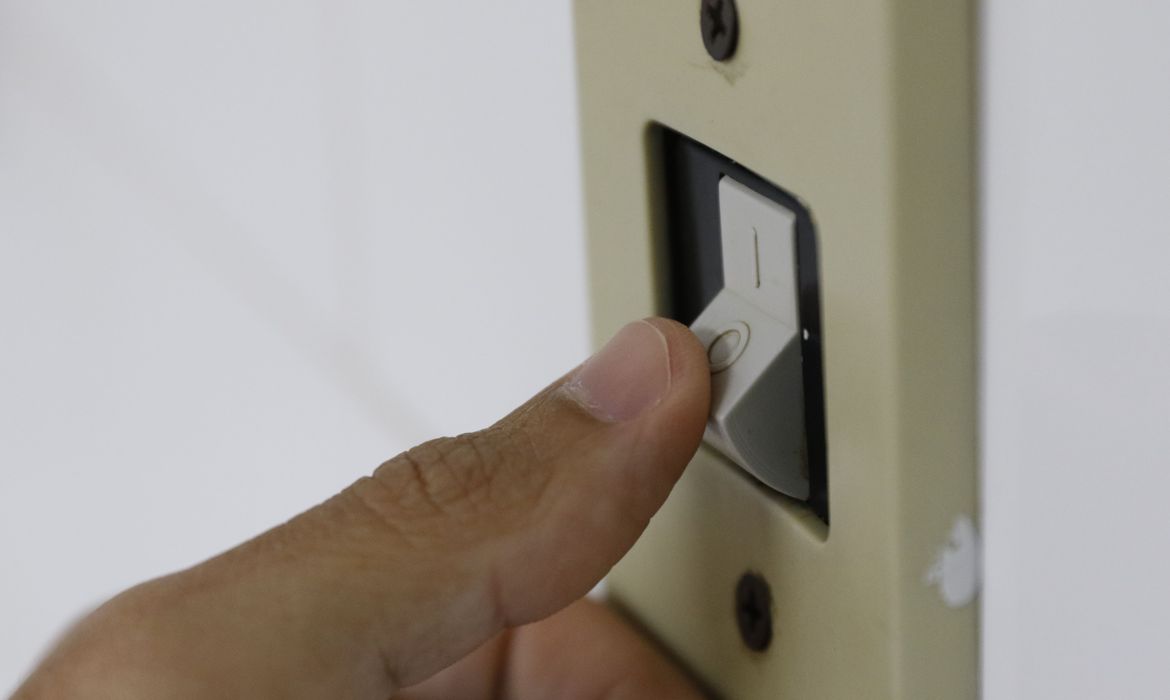 https://www.diariodepernambuco.com.br/static/app/noticia_127983242361/2022/02/25/887174/20220225214402201559a.jpg
