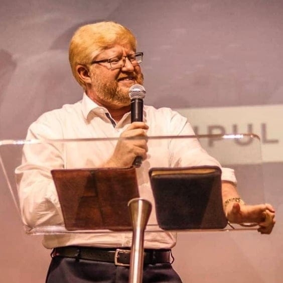 Partido Trabalhista Brasileiro (PTB) em Pernambuco, passa a ser comandado pelo pastor Wellington Carneiro - Diario de Pernambuco
