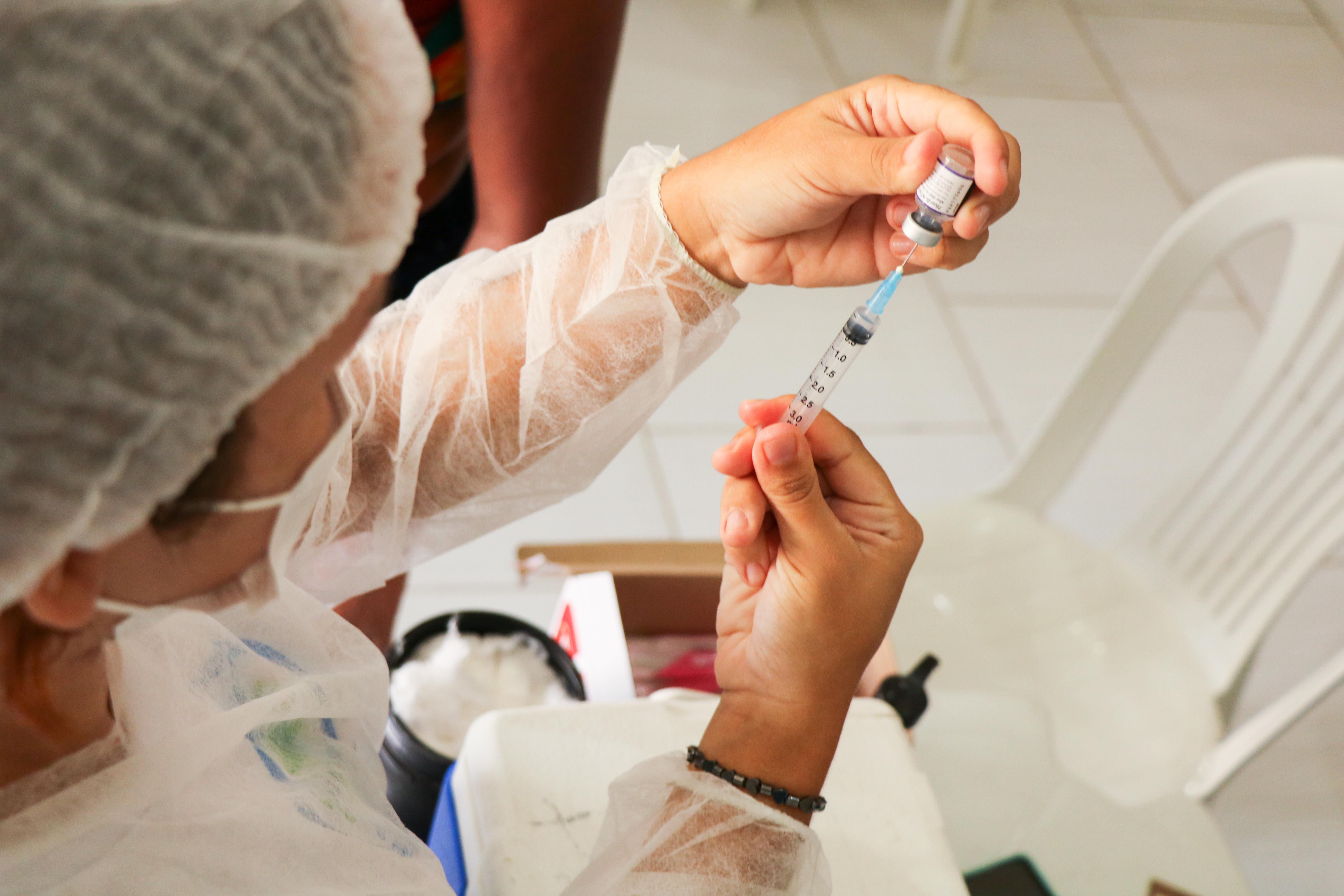 Iniciativa j visitou 228 localidades, com a aplicao de quase 96 mil doses da vacina anticovid para pblico a partir de 12 anos. (Ikamah Lopes/SESAU-PCR)