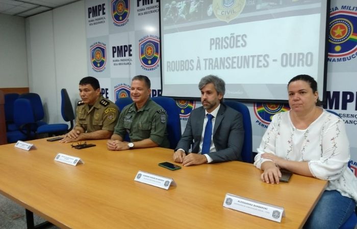 O delegado deu detalhes de como os criminosos costumavam agir na hora da abordagem
(Divulgação) O delegado deu detalhes de como os criminosos costumavam agir na hora da abordagem
(Divulgação)