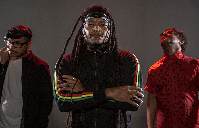 'Punk Reggae' já está disponível nas principais plataformas (Tiago Calazans/Reprodução) 'Punk Reggae' já está disponível nas principais plataformas (Tiago Calazans/Reprodução)